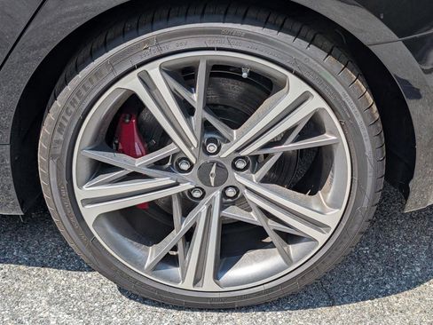 Used 2024 Genesis G70 3.3T Advanced AWD/4WD image 11