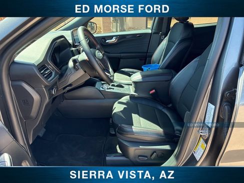 Certified 2025 Ford Escape ST-Line AWD/4WD image 13