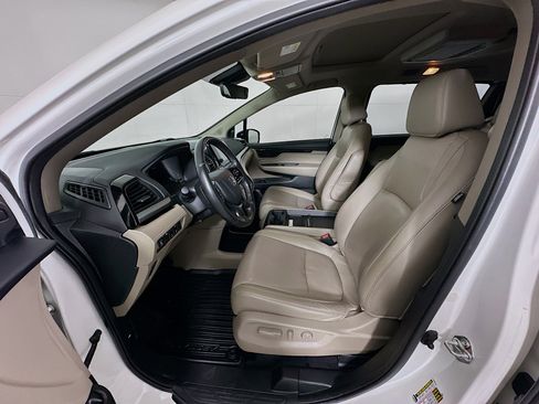 Used 2018 Honda Odyssey Elite image 13