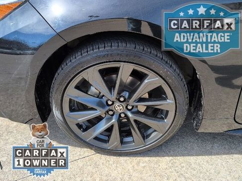 Used 2024 Toyota Corolla SE image 3