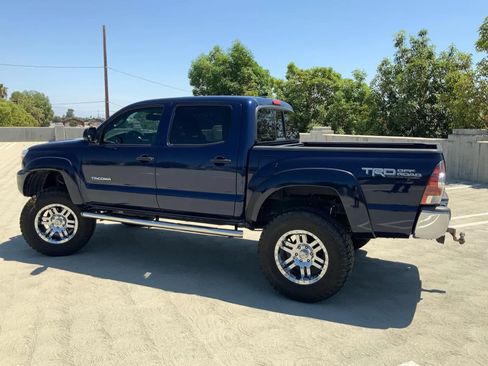 Used 2013 Toyota Tacoma PreRunner w/ TRD Off-Road Pkg RWD image 5