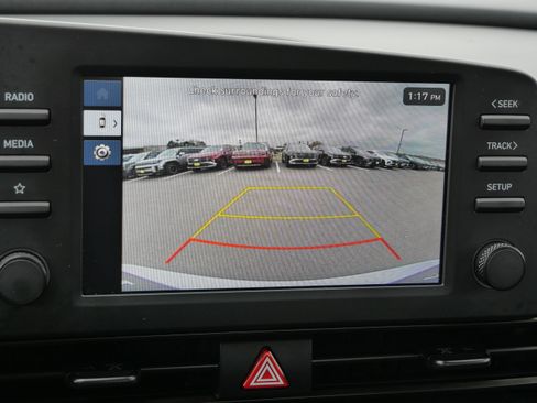 Certified 2025 Hyundai Elantra Sport image 35