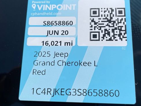 Used 2025 Jeep Grand Cherokee L Summit w/ Obsidian Package AWD/4WD image 28