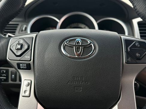 Used 2015 Toyota Tacoma PreRunner RWD image 23