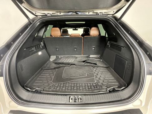 Used 2023 Lincoln Nautilus Reserve w/ Equipment Group 201A AWD/4WD image 27