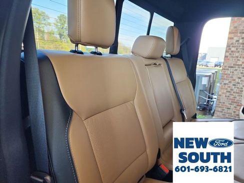 Used 2023 Ford F350 Lariat w/ Chrome Package image 37