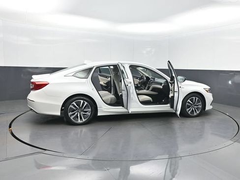 Used 2021 Honda Accord Hybrid image 40