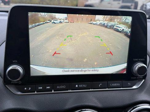 Used 2021 Nissan Sentra SV image 15