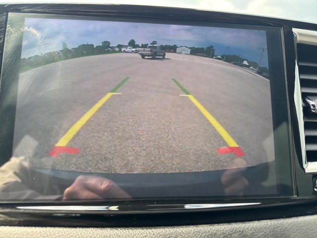 Used 2025 Chrysler Pacifica Select FWD image 22