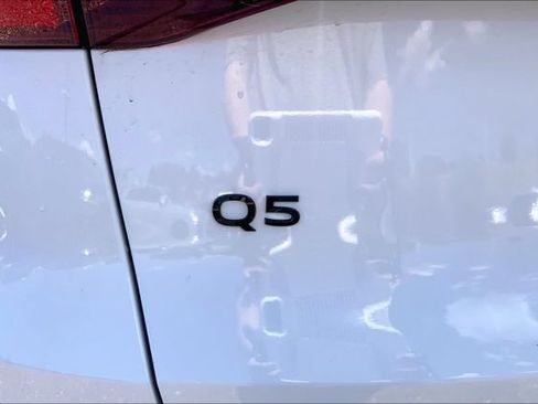 Certified 2025 Audi Q5 Premium w/ Premium Plus AWD/4WD image 8