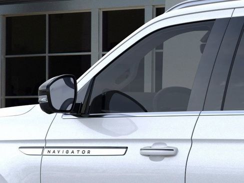 New 2025 Lincoln Navigator L Reserve image 20