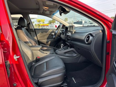 Used 2022 Hyundai Kona Limited FWD image 17