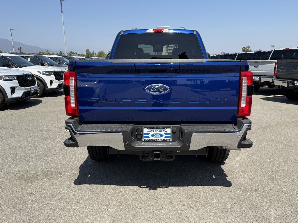 Used 2026 Ford F250 Lariat w/ FX4 Off-Road Package AWD/4WD image 6
