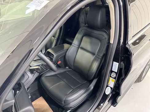 New 2026 Lincoln Corsair Premiere FWD image 10