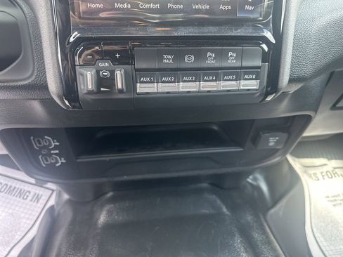 New 2026 RAM 3500 Tradesman AWD/4WD image 22