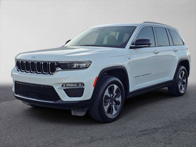Used 2024 Jeep Grand Cherokee Limited 4xe AWD/4WD image 7