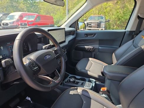 Certified 2025 Ford Maverick Tremor image 14