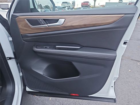 New 2026 Volkswagen Atlas SE image 26