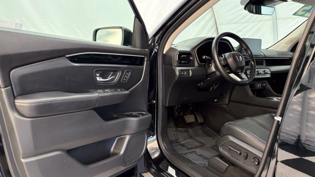 Used 2025 Honda Pilot EX-L image 36