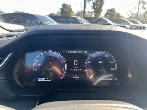 New 2025 Jeep Grand Cherokee Altitude image 22