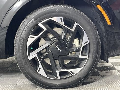 Certified 2024 Kia Sportage SX image 10