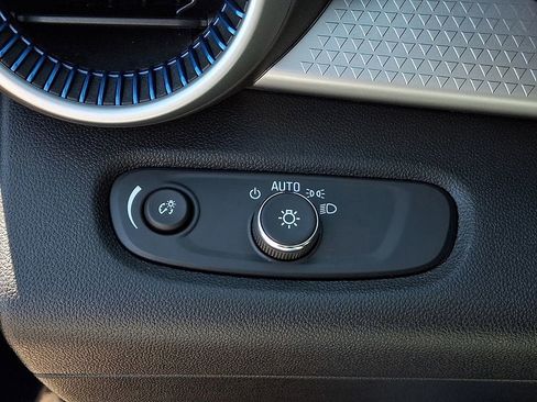 Certified 2024 Chevrolet Trax LS w/ LS Convenience Package image 27