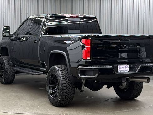 Used 2025 Chevrolet Silverado 2500 LTZ w/ Trail Boss Package AWD/4WD image 3