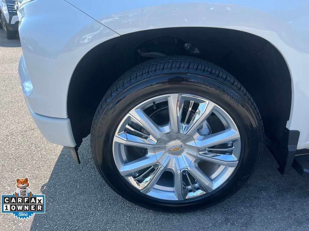 Used 2022 Chevrolet Silverado 1500 High Country AWD/4WD image 31