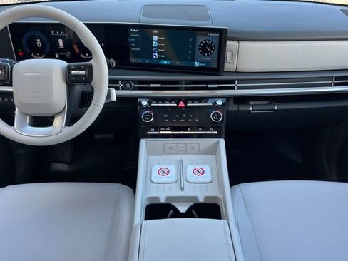 New 2026 Hyundai Santa Fe SE image 13