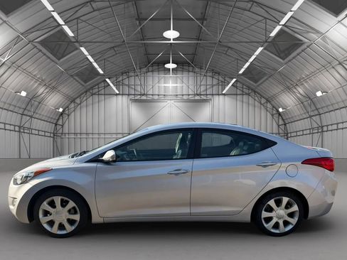 Used 2012 Hyundai Elantra Limited image 4