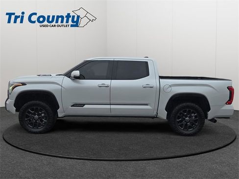 Used 2024 Toyota Tundra Platinum image 5
