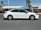 Used 2021 Toyota Corolla LE image 2