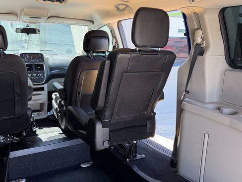 Used 2018 Dodge Grand Caravan SE w/ Power Convenience Group I FWD image 26