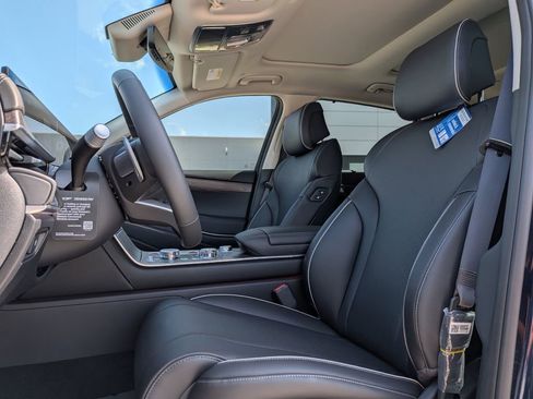 New 2026 Genesis GV80 2.5T Prestige image 13