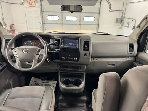 Used 2019 Nissan NV 3500 S RWD image 17