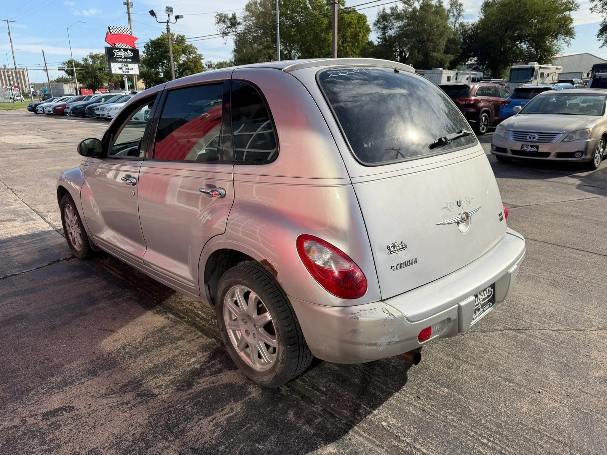 Used 2007 Chrysler PT Cruiser Limited FWD image 5
