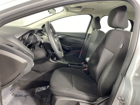 Used 2018 Ford Focus SE image 18