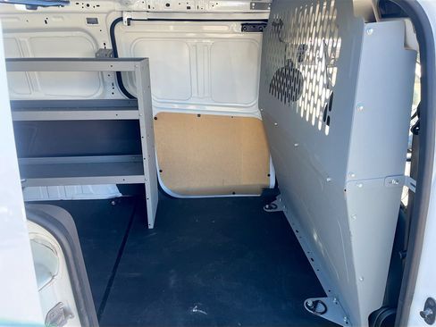 Used 2023 Ford Transit Connect XL FWD image 25