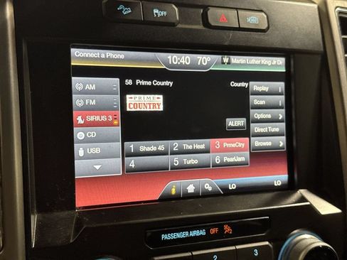 Used 2015 Ford F150 Platinum w/ Equipment Group 701A Luxury AWD/4WD image 14