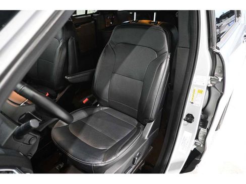 Used 2017 Ford Explorer Limited FWD image 14
