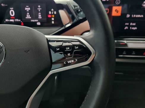 Used 2022 Volkswagen ID.4 Pro S image 27