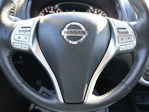 Used 2016 Nissan Altima 2.5 SL w/ 2.5 Technology w/LED Package image 34