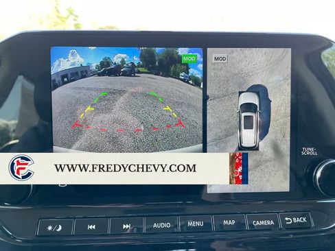 Used 2025 Nissan Pathfinder SL AWD/4WD image 20