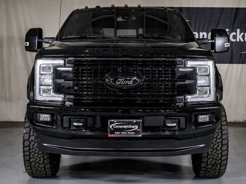 Used 2018 Ford F250 Platinum w/ Platinum Ultimate Package image 3