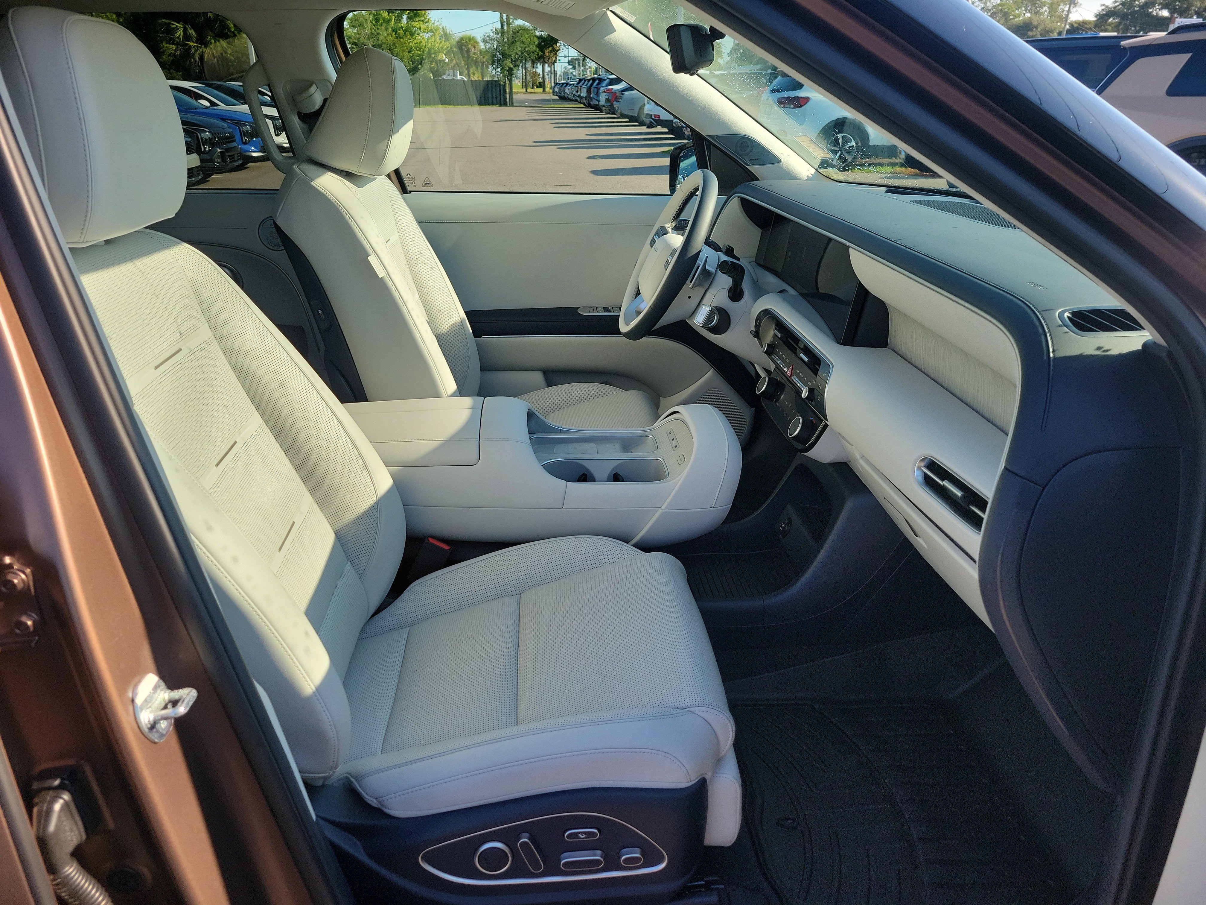 Used 2026 Hyundai Palisade Calligraphy AWD/4WD image 5