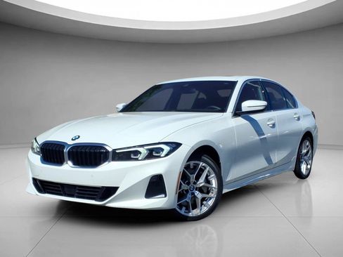 Used 2025 BMW 330i Sedan RWD image 1