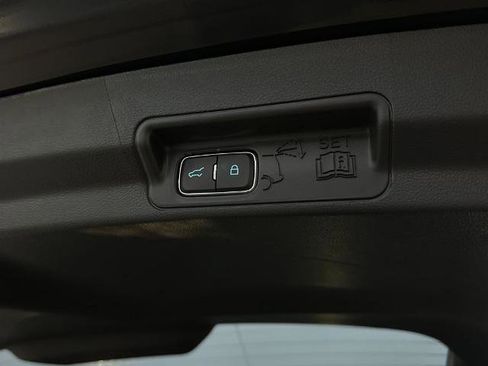 New 2026 Ford Explorer Platinum image 36