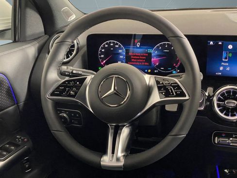 Used 2026 Mercedes-Benz GLA 250 4MATIC image 15