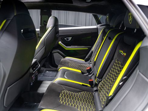 Used 2022 Lamborghini Urus image 79