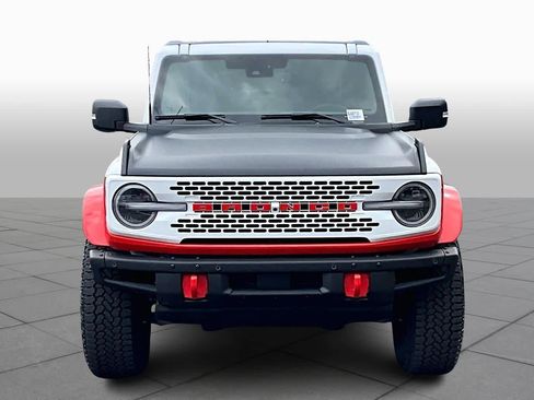 Certified 2025 Ford Bronco Stroppe Edition image 3